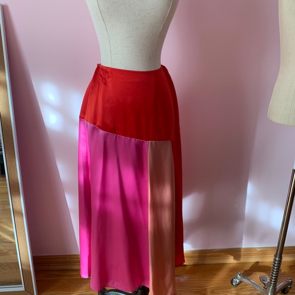 🎉HP🎉NWT! Kate Spade Colorblock Fluid Silk Skirt size 6 - Picture 5 of 11